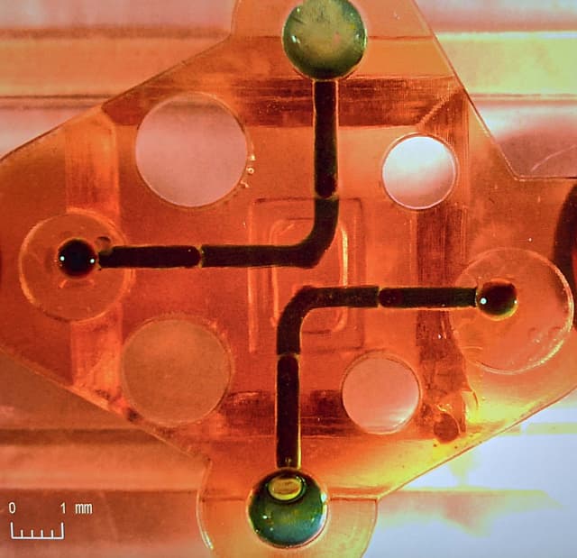  Microfluidics cartridge 3D printed in Figure 4 MED-AMB 10