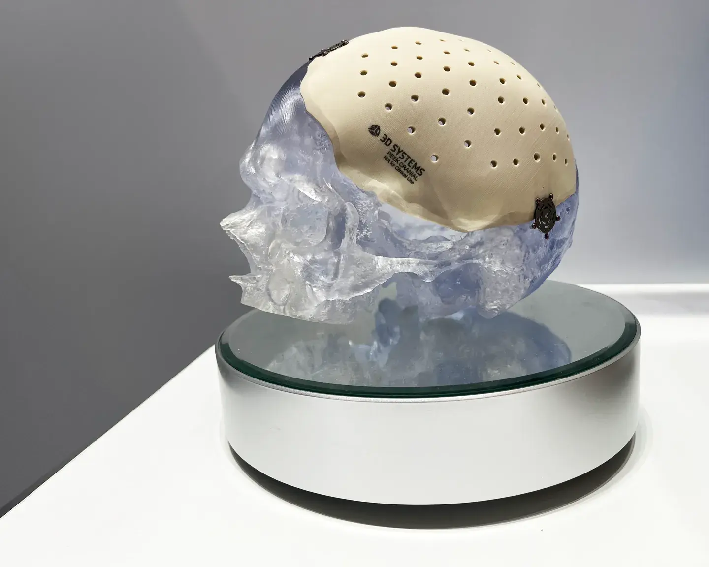 Cranial implant