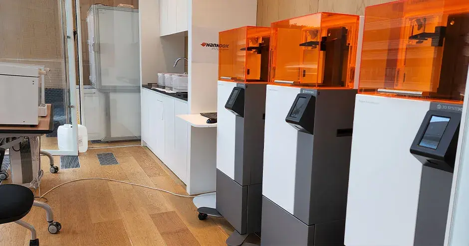 Hankook Design center showing row of Figure 4 printers