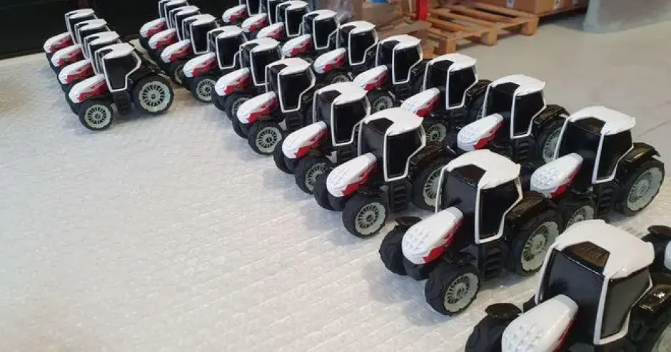 Steyr Tractor stands out at AGRITECHNICA exhibition with 1:40 scale appearance models
